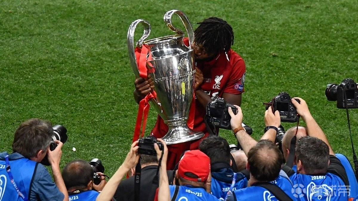 奥里吉自宣退役,生涯曾效力于利物浦、米兰等队